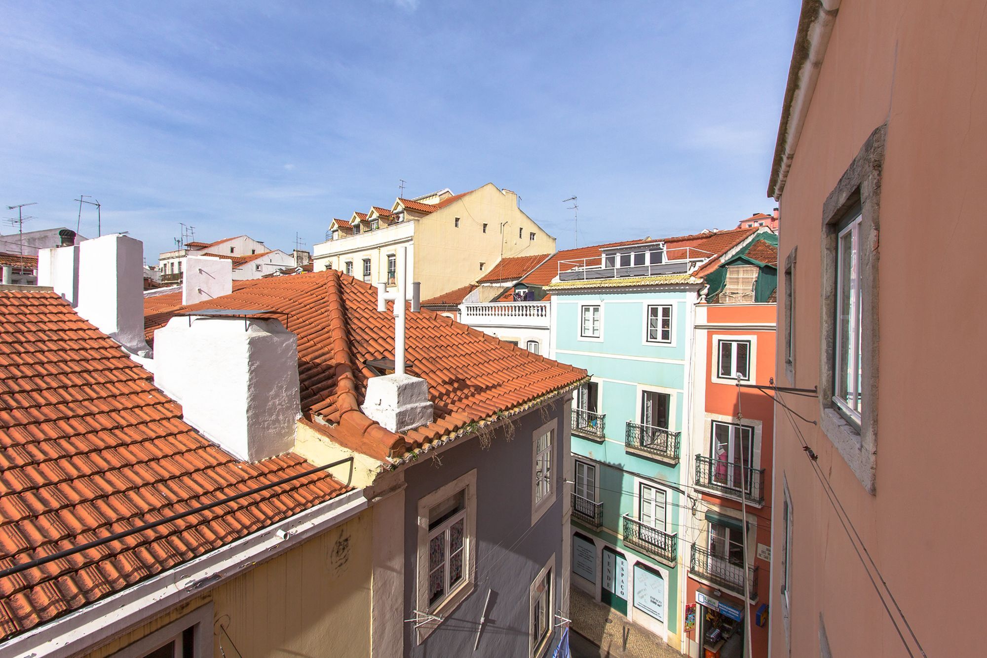 Combro Design I By Homing * Lisboa